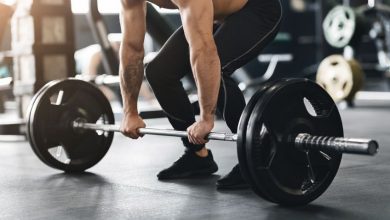 Mrtvý tah – nenahraditelný cvik na hamstring, hýžďové a zádové svaly